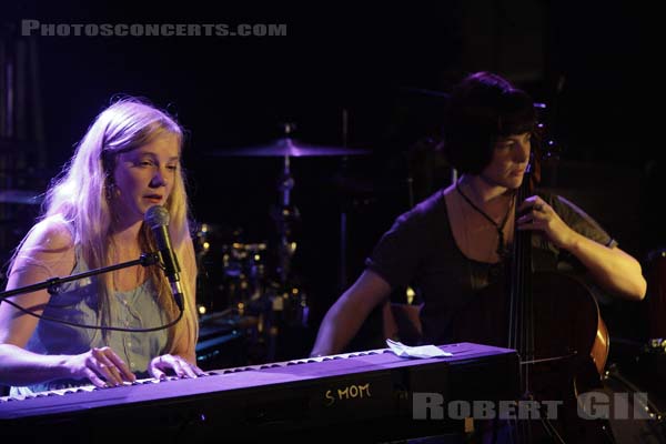 ESSIE JAIN - 2008-10-03 - PARIS - La Maroquinerie - 